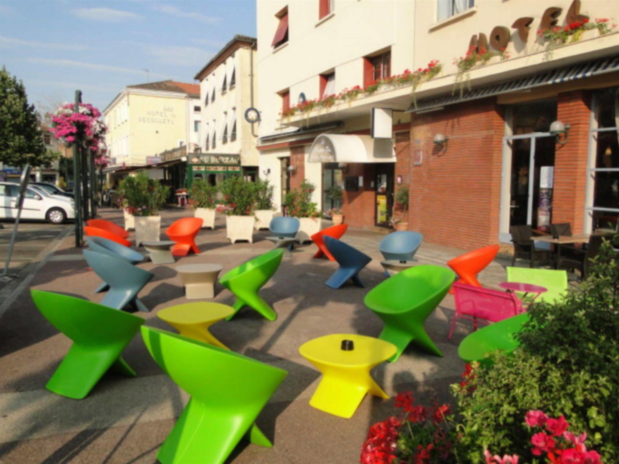 Hotel Le Chapon Fin Moissac Exterior photo